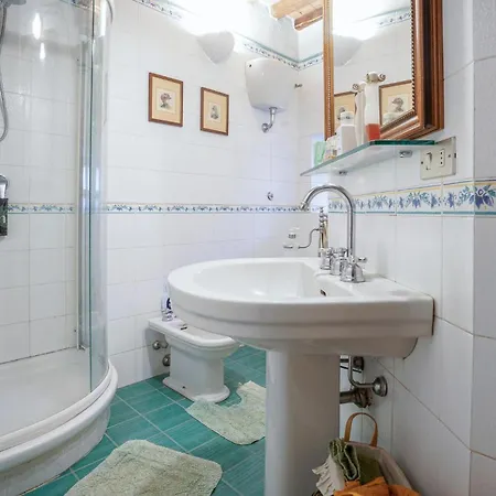 3 Bedroom Stunning In Apartmán Rapolano Terme