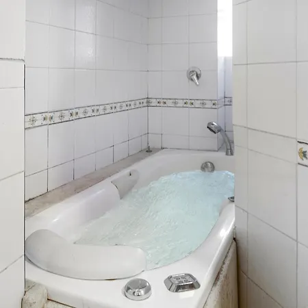 3 Bedroom Stunning In Rapolano Terme