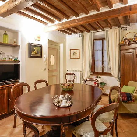 Daire 3 Bedroom Stunning In
