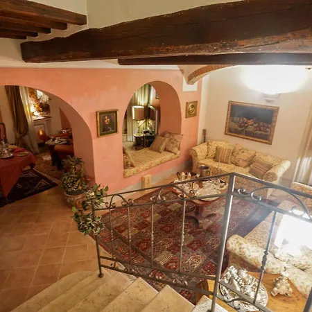3 Bedroom Stunning In Apartamento *